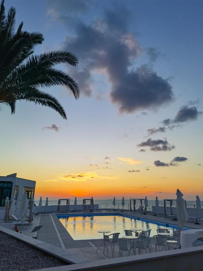 Rodi Resort 罗迪-加尔加尼科 外观 照片